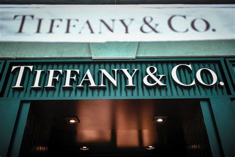 lvmh buys tiffany.